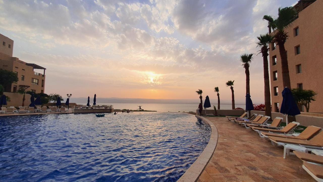 Comfy Stays: Sea View Apartments at Deadsea Samarah Resort Sweimeh Exterior photo