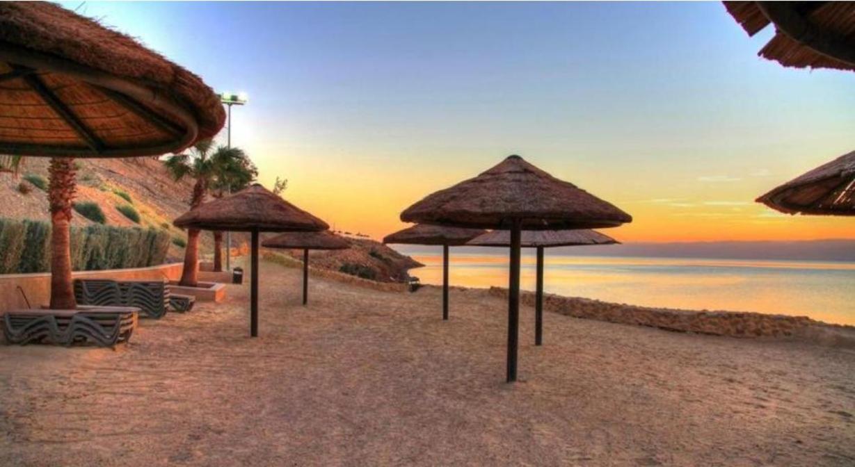 Comfy Stays: Sea View Apartments at Deadsea Samarah Resort Sweimeh Exterior photo